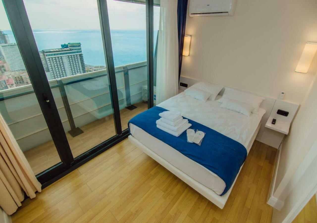 Aparthotel Orbi City Sea View Батуми Екстериор снимка