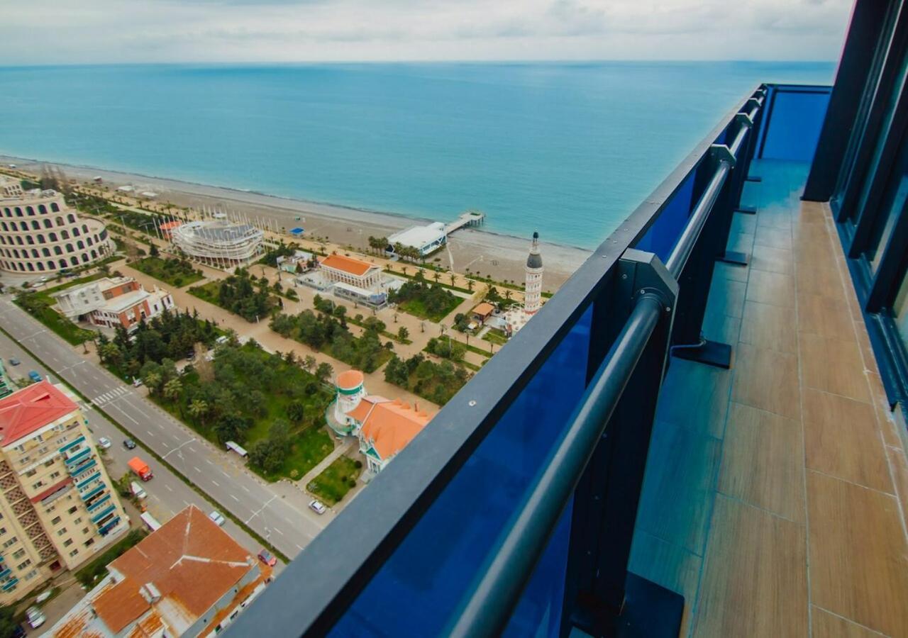Aparthotel Orbi City Sea View Батуми Екстериор снимка