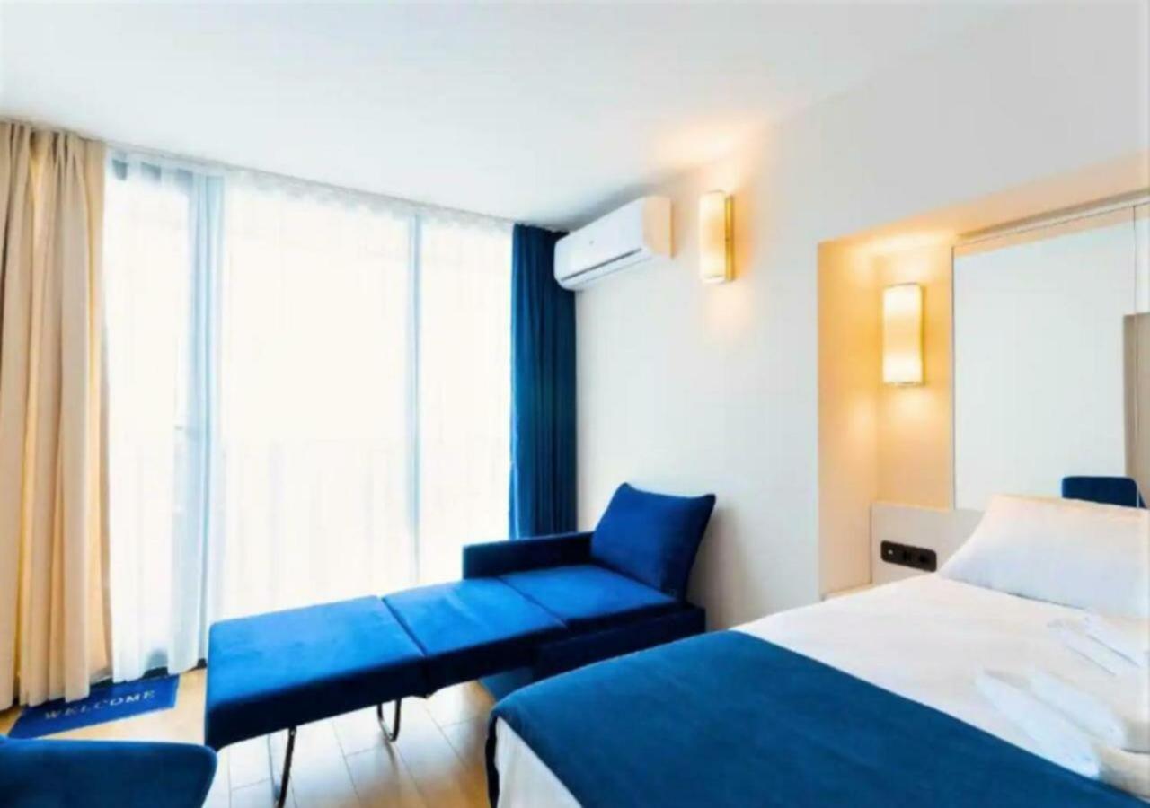 Aparthotel Orbi City Sea View Батуми Екстериор снимка