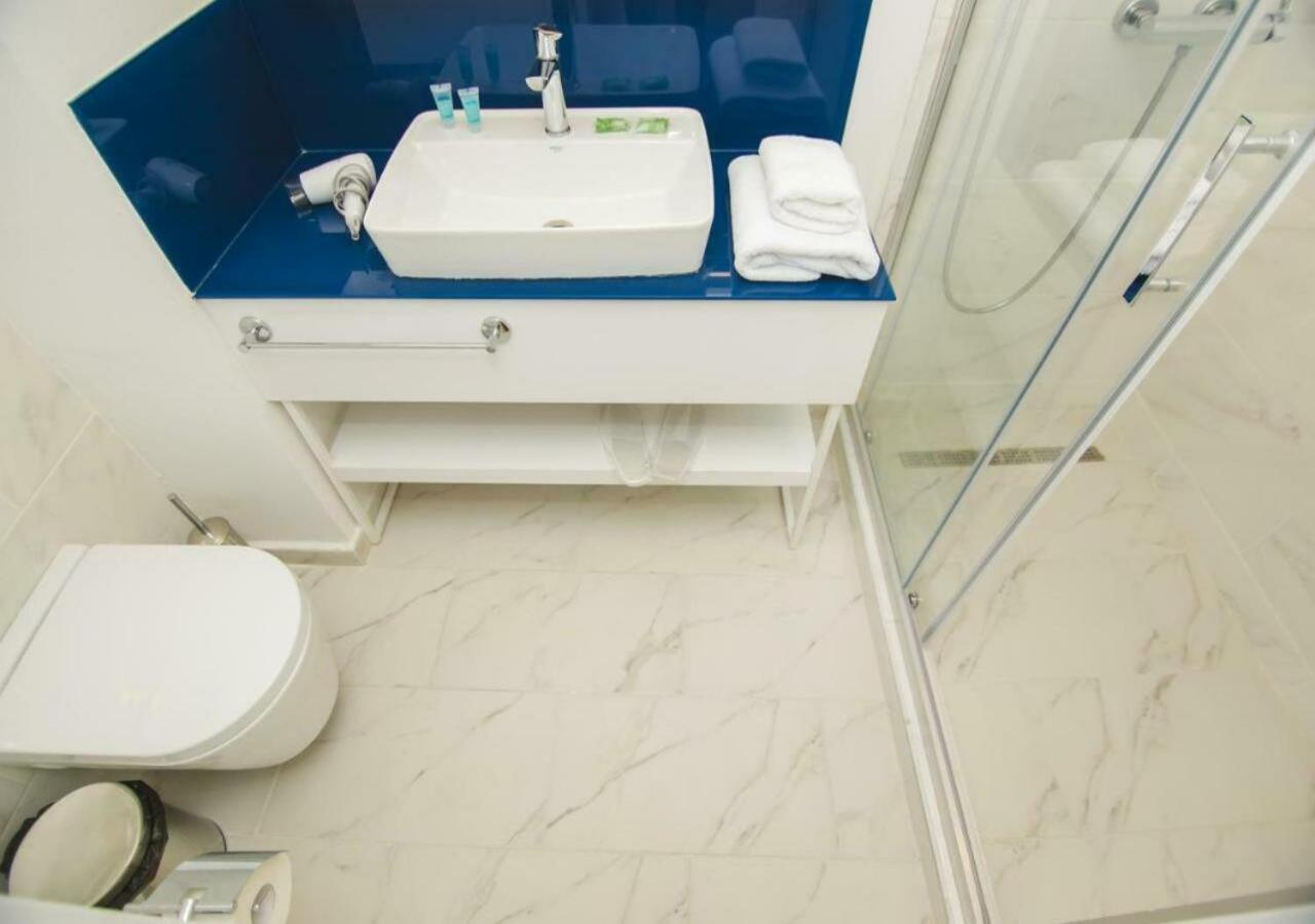 Aparthotel Orbi City Sea View Батуми Екстериор снимка